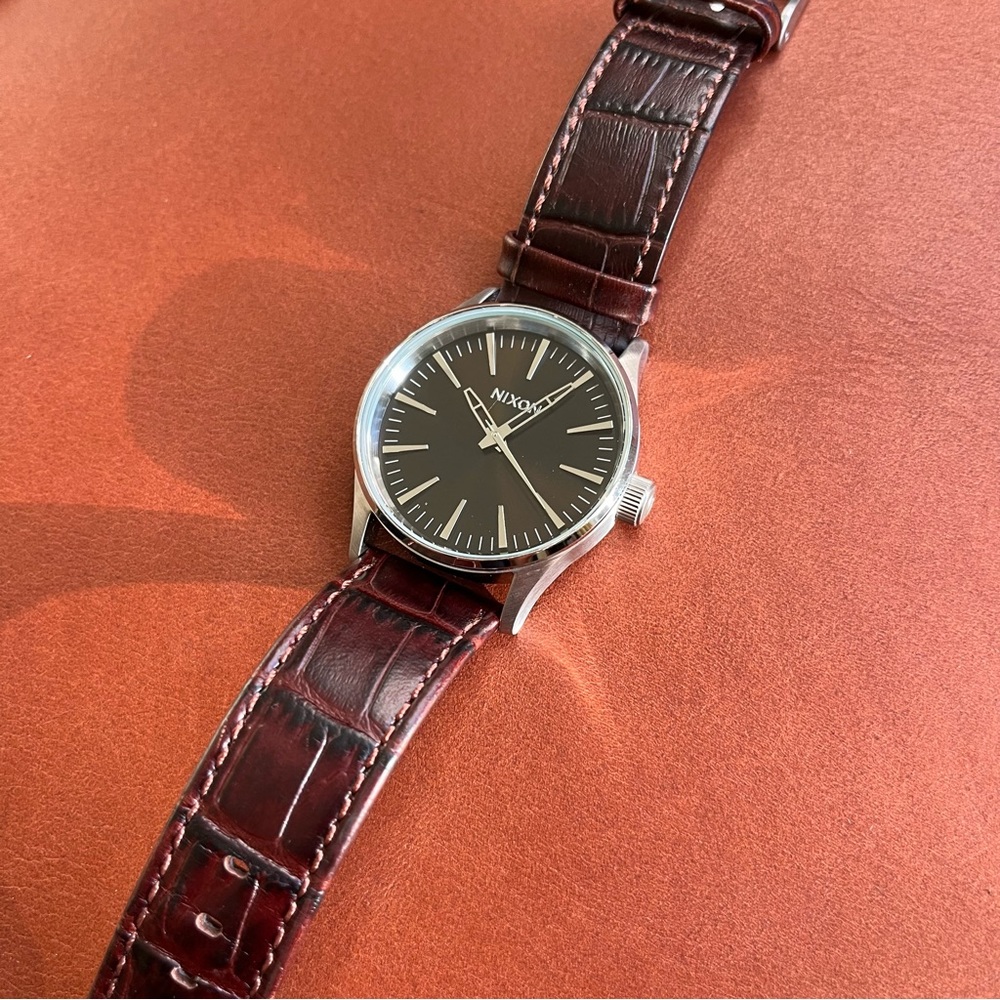 Nixon Sentry 38